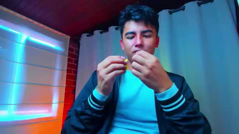 Shawn online show from 01/11/26, 03:28