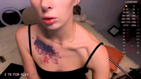 Snapshot of shawty__shy chatting on 10/16/25, 05:58 Devika online show from 10/16/25, 05:58