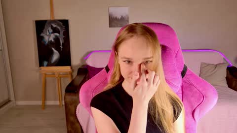 Shawty Mia online show from 11/08/25, 02:17