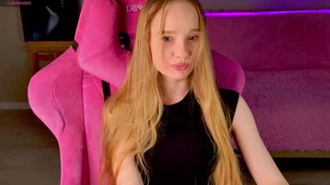 Shawty Mia online show from 11/11/25, 05:57