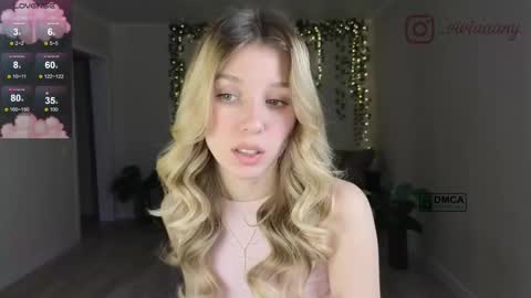 Snapshot of shawty_vi chatting on 11/14/25, 05:06 shawty_vi online show from 11/14/25, 05:06