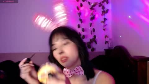 Shayla 3 online show from 10/23/25, 08:07