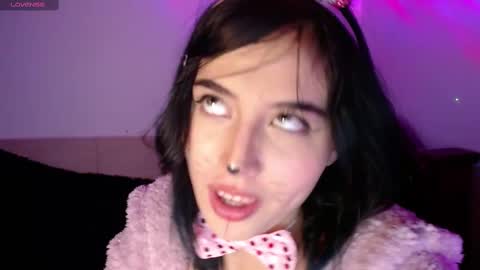 Shayla 3 online show from 10/24/25, 02:02