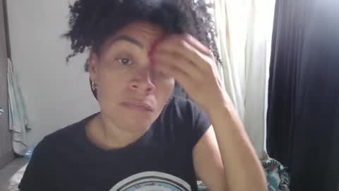 Snapshot of shayna_cute chatting on 12/13/24, 05:10 Shayna online show from 12/13/24, 05:10