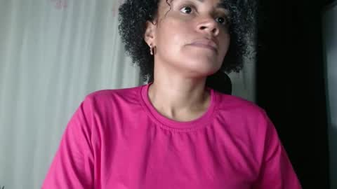 Snapshot of shayna_cute chatting on 01/01/25, 11:40 Shayna online show from 01/01/25, 11:40