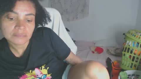 Shayna online show from 12/18/25, 02:06