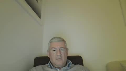 she52 online show from 11/11/25, 04:40