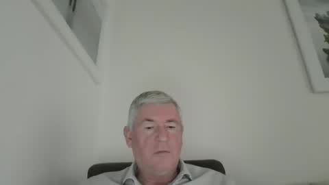 she52 online show from 11/27/25, 03:03