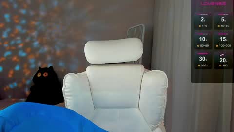 Snapshot of she_wolf1 chatting on 05/07/26, 02:55 she_wolf1 online show from 05/07/26, 02:55