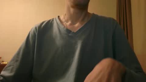 Snapshot of shedevr02 chatting on 01/09/26, 07:04 Roger online show from 01/09/26, 07:04