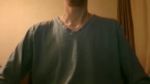 Snapshot of shedevr02 chatting on 02/01/26, 02:37 Roger online show from 02/01/26, 02:37