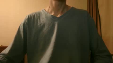 Snapshot of shedevr02 chatting on 02/04/26, 04:02 Roger online show from 02/04/26, 04:02