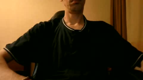 Snapshot of shedevr02 chatting on 07/05/26, 04:58 Roger online show from 07/05/26, 04:58