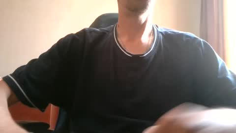Snapshot of shedevr02 chatting on 07/19/26, 11:36 Roger online show from 07/19/26, 11:36