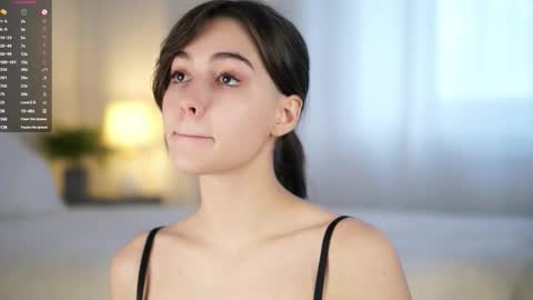 Snapshot of sheenadu chatting on 11/03/25, 02:35 Tessa online show from 11/03/25, 02:35