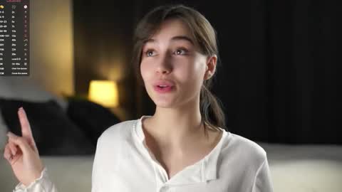 Snapshot of sheenadu chatting on 11/11/25, 02:22 Tessa online show from 11/11/25, 02:22