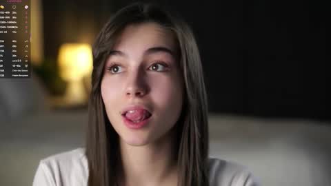 Snapshot of sheenadu chatting on 11/21/25, 02:54 Tessa online show from 11/21/25, 02:54