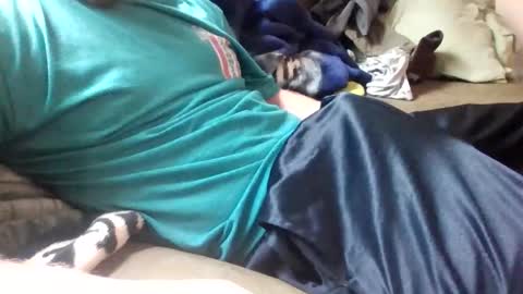 sheepydoggy45 online show from 11/30/25, 04:00