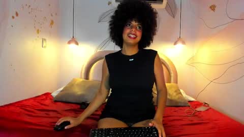 Snapshot of sheeylopez chatting on 10/23/25, 02:22 sheeylopez online show from 10/23/25, 02:22