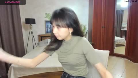 Sheila online show from 12/23/24, 04:33