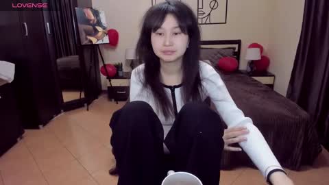 Sheila online show from 02/22/25, 04:29