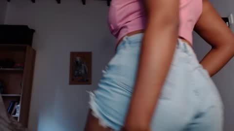 Snapshot of sheilamakano70 chatting on 12/06/24, 10:30 Sheila Makano online show from 12/06/24, 10:30