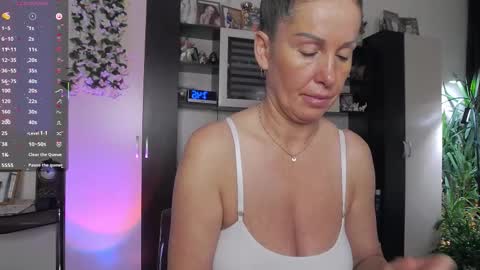 Sheila GMT 2 Tuesday Wednesday Friday Saturday Sunday- 8  5  online show from 02/21/26, 04:46