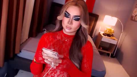 Snapshot of shekainabaker chatting on 05/11/26, 03:29 SHEKAINA online show from 05/11/26, 03:29