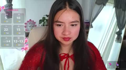 Snapshot of shekina_l chatting on 11/29/25, 08:56 lau online show from 11/29/25, 08:56