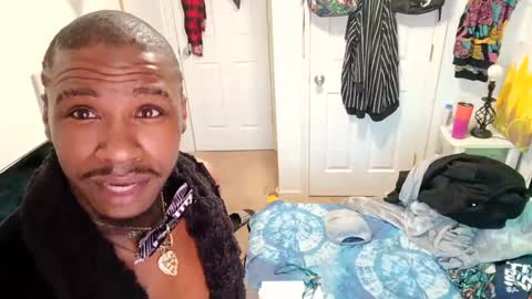 King-shelb online show from 02/21/25, 10:59