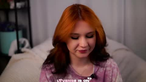 Lina online show from 04/19/26, 02:05