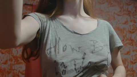 Erika online show from 02/12/25, 03:18