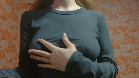 Erika online show from 02/16/25, 04:20