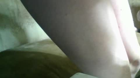 Snapshot of shellbulletburst chatting on 12/01/24, 06:30 caught up in you online show from 12/01/24, 06:30