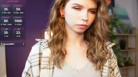 Snapshot of shelleyborom chatting on 10/09/25, 06:44 Sofia online show from 10/09/25, 06:44