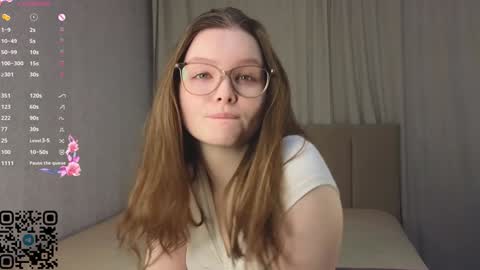 Snapshot of shelleyhayworth chatting on 01/31/25, 03:41 Kira online show from 01/31/25, 03:41