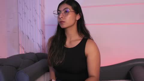  Transmission schedule Monday - Friday 715 am to 200 pm time Colombia  online show from 02/20/25, 12:15