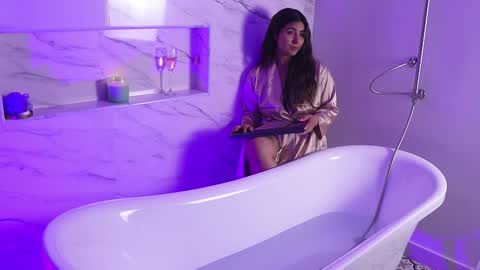  Transmission schedule Monday - Friday 715 am to 200 pm time Colombia  online show from 10/15/25, 02:39