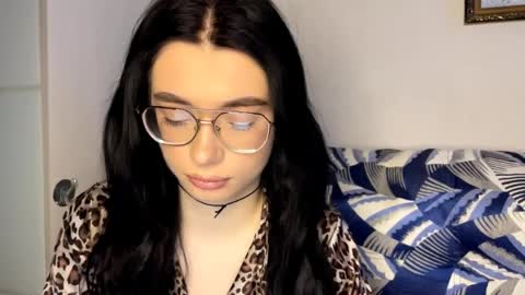 Alice online show from 04/09/26, 03:17