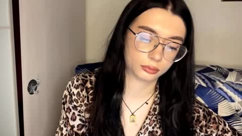 Alice online show from 04/13/26, 04:23