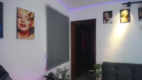 Shellsy H   online show from 02/04/25, 05:12