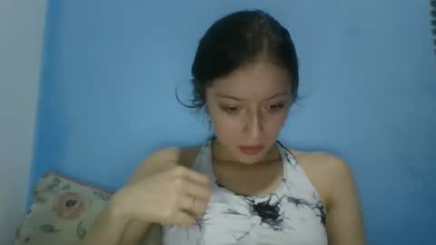 shelsyzevee_ online show from 12/14/25, 01:22