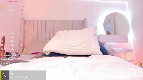 shelynna_azzul online show from 10/31/25, 08:48