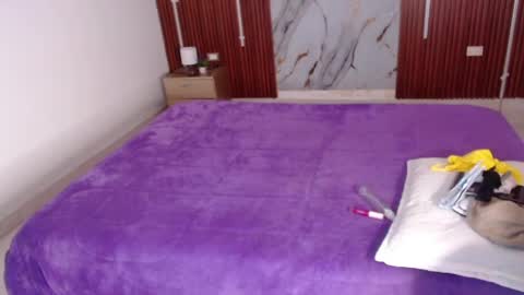 shena_nomy1 online show from 03/01/26, 11:56