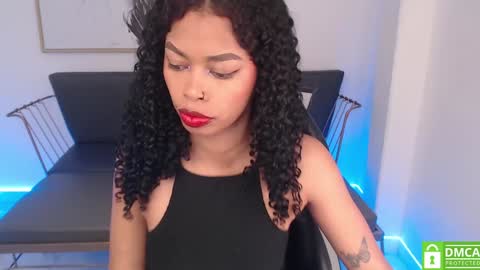 Snapshot of shenna_brunette_ chatting on 02/05/25, 04:25 Shenna online show from 02/05/25, 04:25