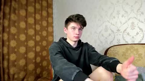 Max online show from 10/11/25, 07:01