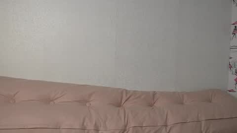 Max online show from 10/19/25, 08:31