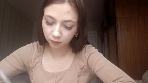 Snapshot of sherrylkeep chatting on 12/05/25, 08:01 Lisa online show from 12/05/25, 08:01