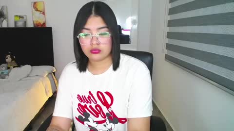 Snapshot of sheryl_stone2 chatting on 02/11/25, 05:16 Sheryl Stone2 online show from 02/11/25, 05:16