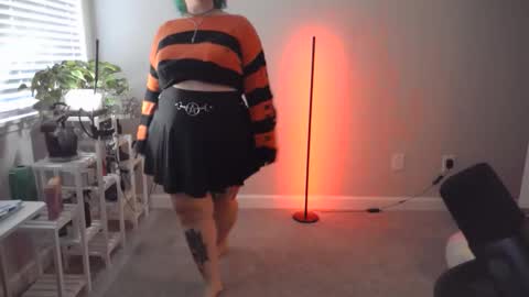 Snapshot of sheshyneshy chatting on 02/13/26, 06:26 Shesh online show from 02/13/26, 06:26